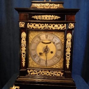 STAROŽITNÉ HODINY - Villa Croce Roma